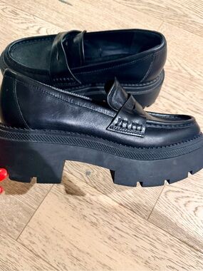 Zara Black Chunky Penny Loafers 38 EU